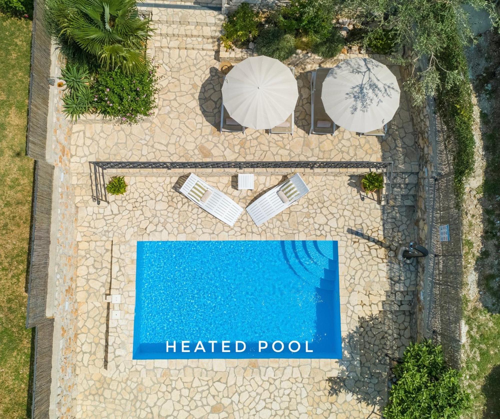 Villa Cocoon - Vacation Home With Heated Pool & Garden Bribir  Bagian luar foto